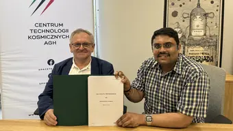 photo - captured moment